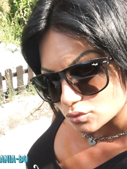 cristina - bella esibizionista di bo