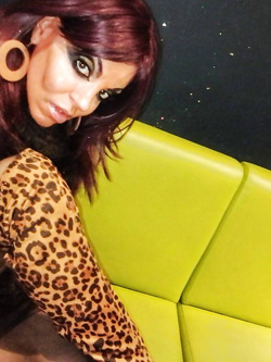 KI MI SBORRA IIN CULO???