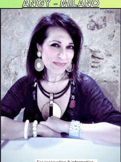 angy - esibizionista matura di milano