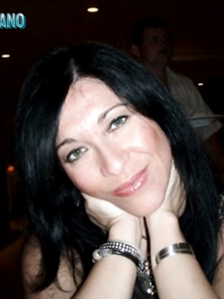angy - esibizionista matura di milano