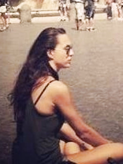 Pompinara con gli occhiali!