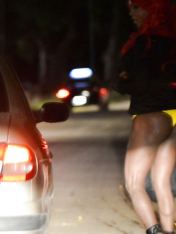 PUTTANE PROSTITUTE XSTRADA VIALI EUROPA WHORES STREETS