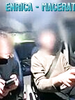 ENRICA SUPER ESIBIZIONISTA