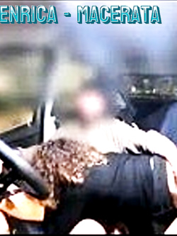 ENRICA SUPER ESIBIZIONISTA