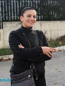 BELA MIRELA  ESIBIZIONISTA FERRARA