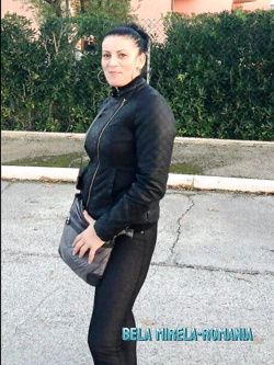 bela mirela - esibizionista porca di ferrara
