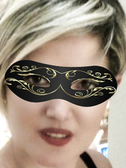 montana - esibizionista della milano bene