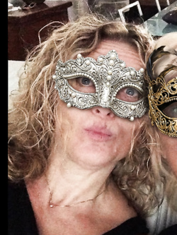 sandra - milf esibizionista di varese