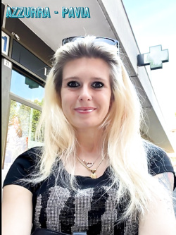 azzurra - estetista esibizionista di pavia