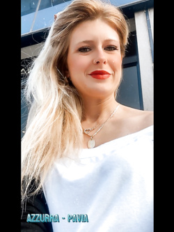 azzurra - estetista esibizionista di pavia