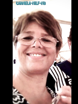 MILF - MATURE  ESIBIZIONISTE