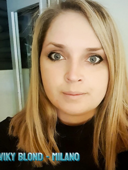 VIKY BLOND - MI - RUMENA ESIBIZIONISTA