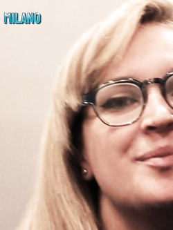 VIKY BLOND - MI - RUMENA ESIBIZIONISTA