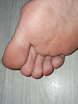 Bei piedi per chi ama i bellissimi piedi