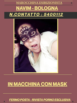 fermo posta - vere esibizioniste in action