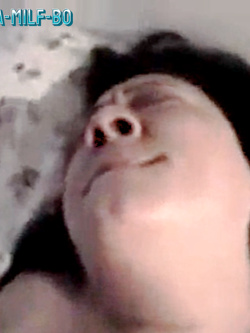 la serena super milf parrucchiera esibizionista
