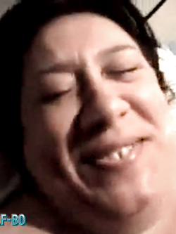 la serena super milf parrucchiera esibizionista