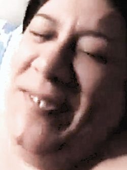 la serena super milf parrucchiera esibizionista