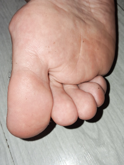 Beautiful feet....................