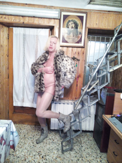 Oca schiava prostituta - 3285932523 - Da un cliente ad Asti