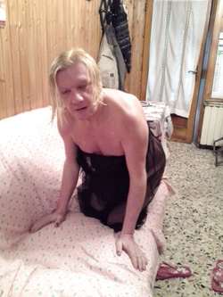 Oca schiava prostituta - 3285932523 - Dal un cliente ad Asti