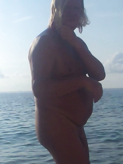 Oca schiava prostituta - 3285932523 - Al mare a Varigotti -