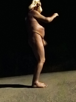 Oca schiava prostituta - 3285932523 - Batto In strada -