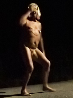 Oca schiava prostituta - 3285932523 - Batto In strada -