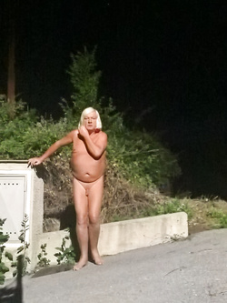 Oca schiava prostituta - 3285932523 - Batto In strada -