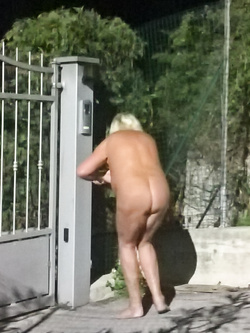 Oca schiava prostituta - 3285932523 - Batto In strada -