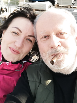 Che troia diventa mia moglie quando posa nuda!