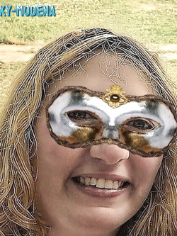 donne in maschera e non - situazioni reali -scambismo