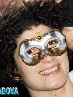 donne in maschera e non - situazioni reali -scambismo