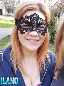 donne in maschera e non - situazioni reali -scambismo