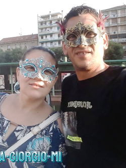 donne in maschera e non - situazioni reali -scambismo