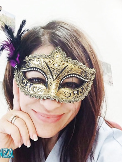 donne in maschera e non - situazioni reali -scambismo