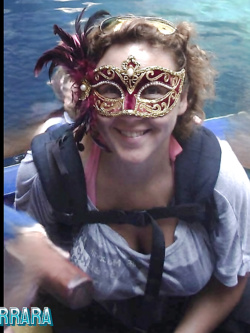 donne in maschera e non - situazioni reali -scambismo