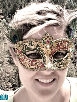donne in maschera e non - situazioni reali -scambismo
