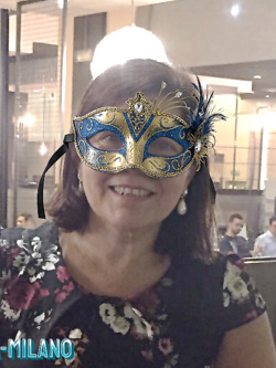 donne in maschera e non - situazioni reali -scambismo