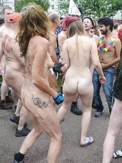 Hairy slut Sophie Collins from 'veganonboard' nude at wnbr 2