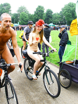 Hairy slut Sophie Collins from 'veganonboard' nude at wnbr 5