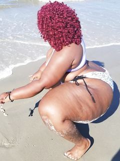 Donna Senegalese in America