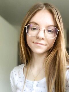 Cornuto 75 fa puttana anche la figlia 18enne