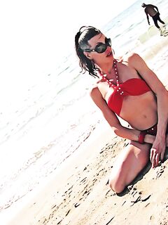 AMA PORN FIRST CLASS LEGGIIII