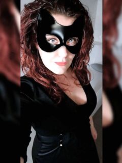 la valeria - estetista esibizionista di pavia
